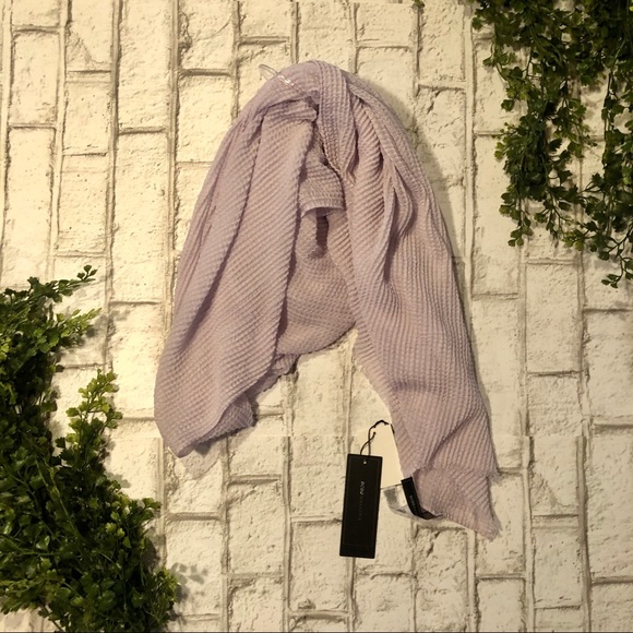 BCBG Accessories - New BCBG Scarf